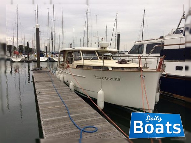 2010 Greenline 33