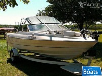 Bayliner Capri Runabout