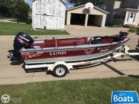 Lund Pro V 1700 Deluxe