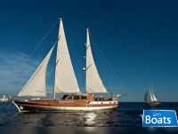 Custom Sailing Yacht