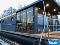 Houseboat Waterlodge Four