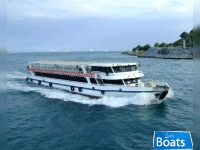 DAY/PAX BOAT