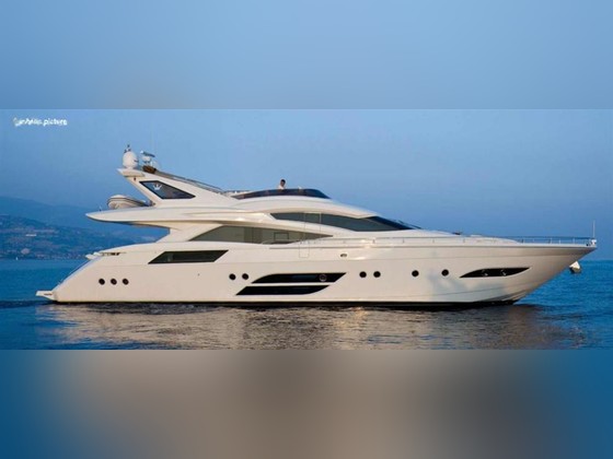 Dominator 780