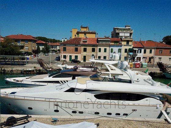Fipa Italiana Yachts Maiora 24