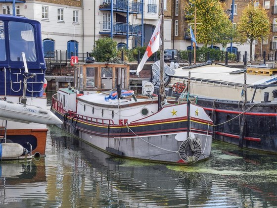 Houseboat Dutch Barge Luxemotor 51Ft With London Mooring