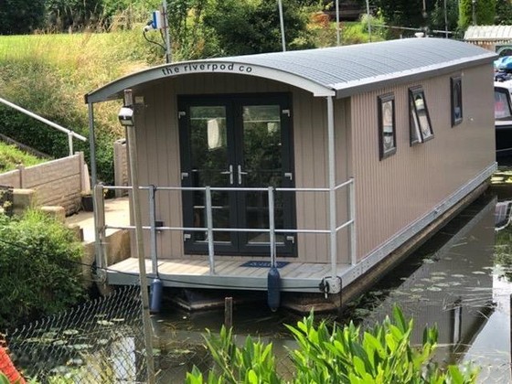 Houseboat Pontoon Houseboat 40