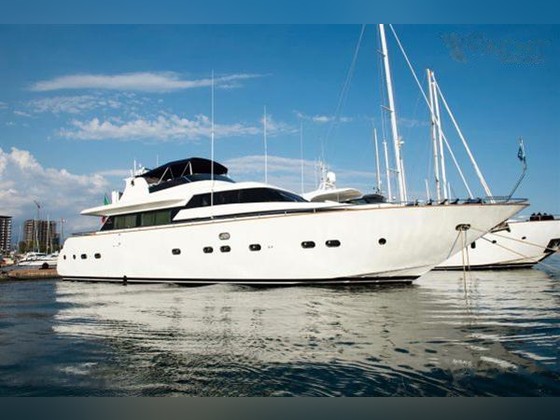Fipa Italiana Yachts 23