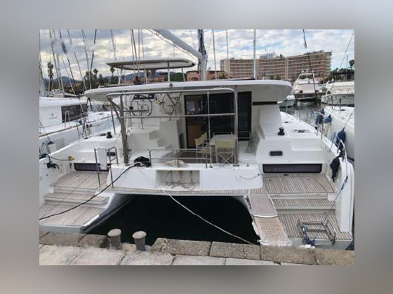Lagoon Catamarans 42