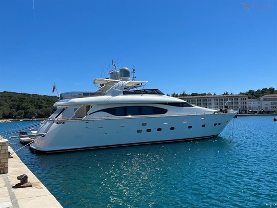 Fipa Italiana Yachts Maiora 24