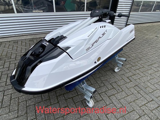 Yamaha Superjet