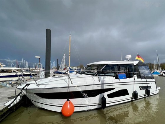 Jeanneau Merry Fisher 1095