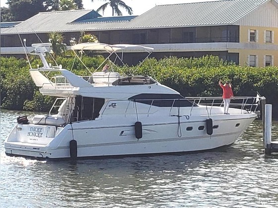 Azimut Yachts Flybridge